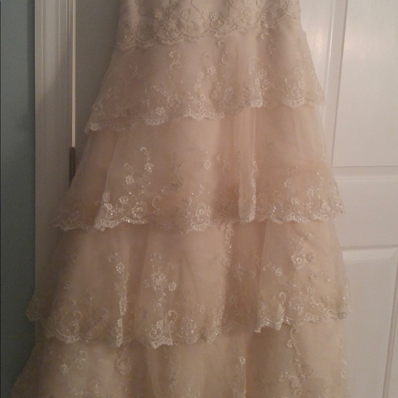 Casablanca wedding dress - Picture 4 of 4